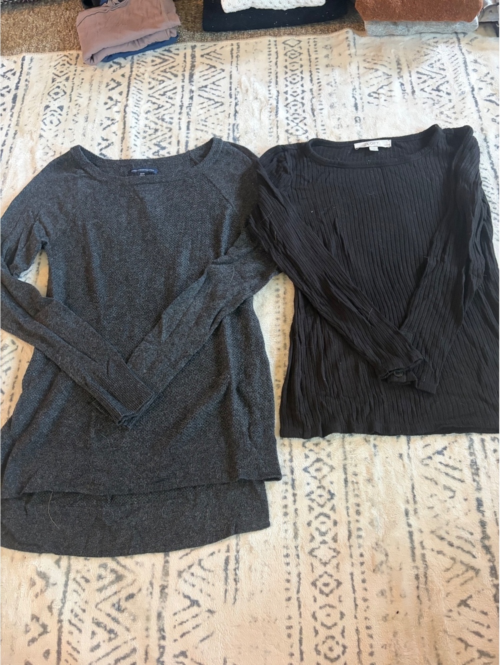 LOFT Petite Black Ribbed Long Sleeve Top Size XSP